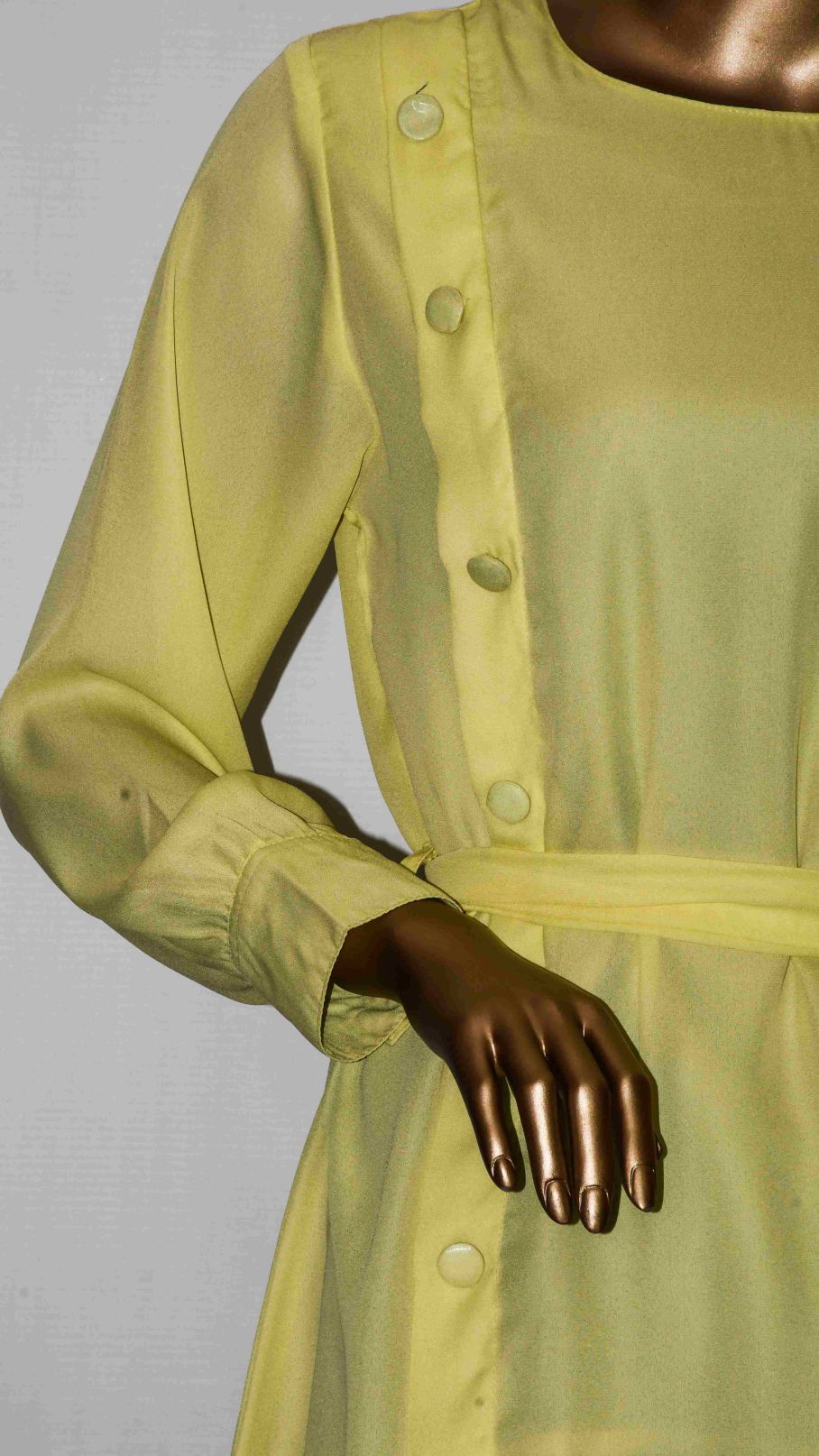 Side Button Top in Witch Haze