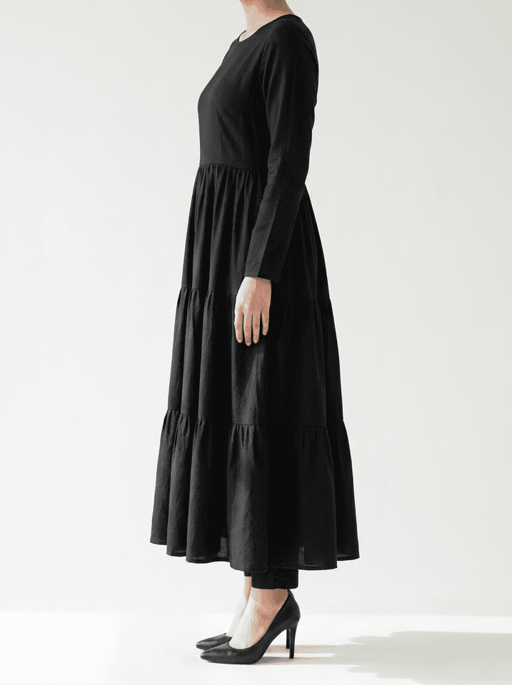 The Onyx Linen Maxi
